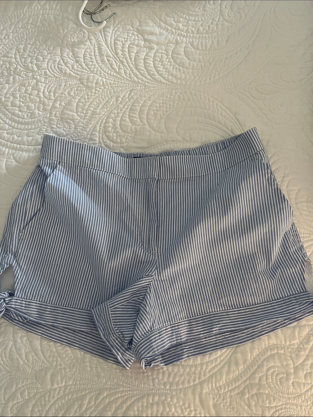 Loft Striped Blue Women's Shorts - Casual Summer Short - size 4